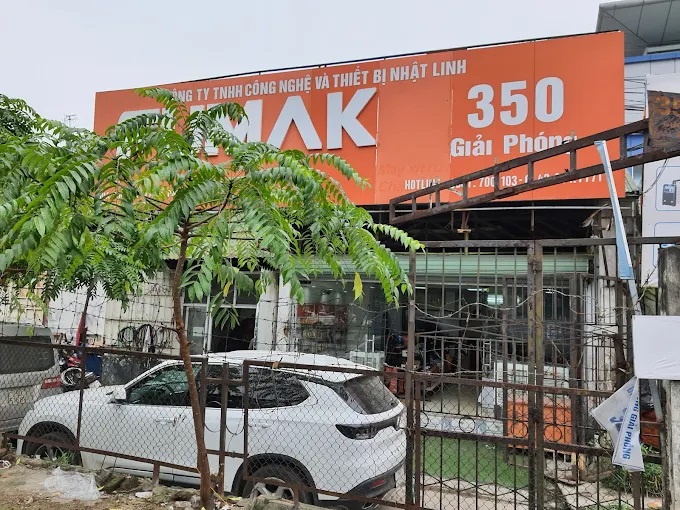 Fumak Việt Nam * Địa chỉ: 350 đường Giải Phóng, Hà Nội, Việt Nam